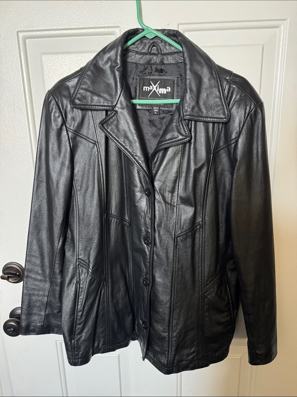 Maxima Women's Black Leather Button-Front Coat Jacket